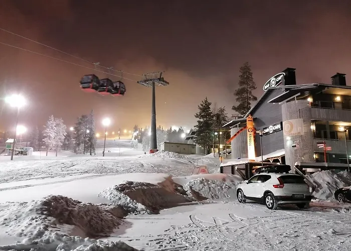 Vuosselin Helmi * Ruka